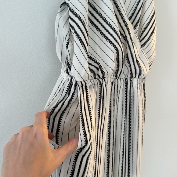 NWT Francesca’s Black and white striped jumpsuit - Picture 3 of 5